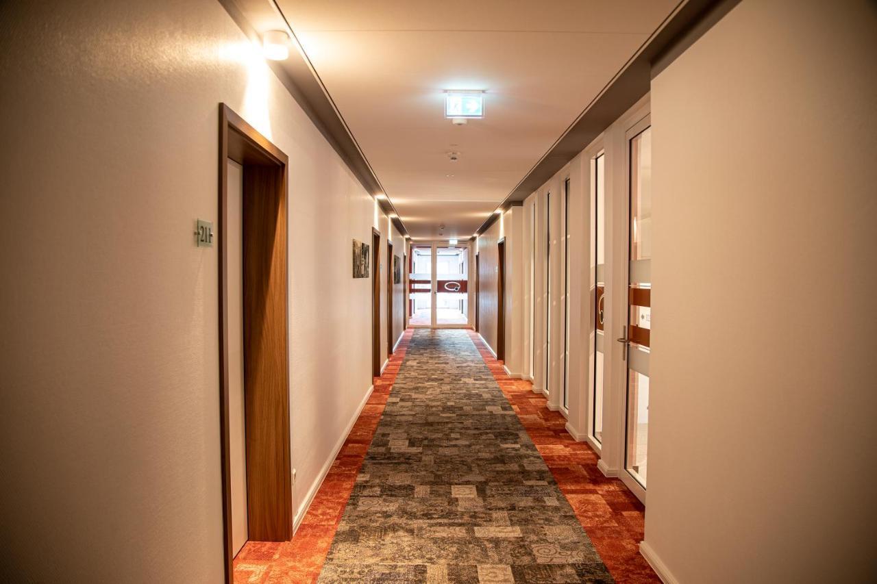 Stadthotel Lohne, Self Check In, Mit Baeckerei Und Cafe Лоне Экстерьер фото